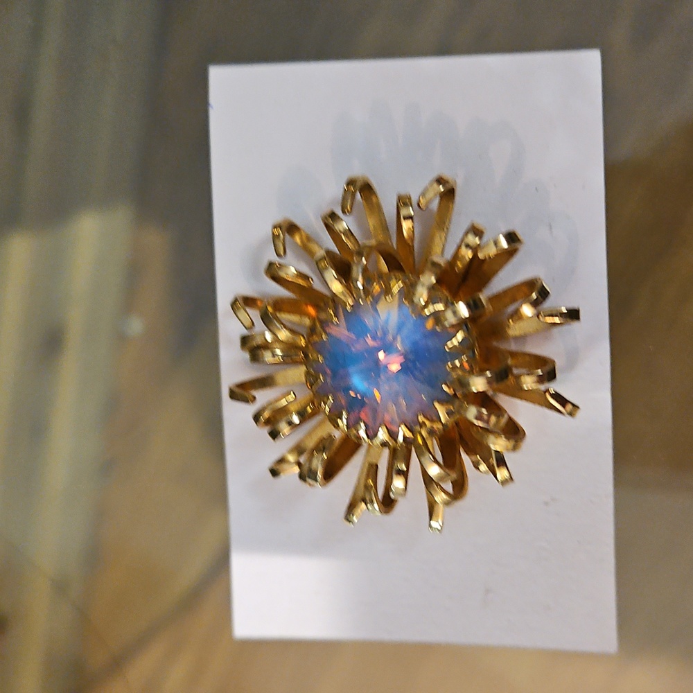 Sarah Coventry Pin - Sunburst Brooch with Iridescent Blue Center